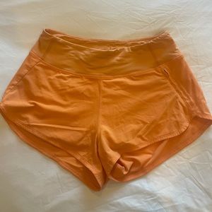 Outdoor Voices Hudson 2.5” Shorts
